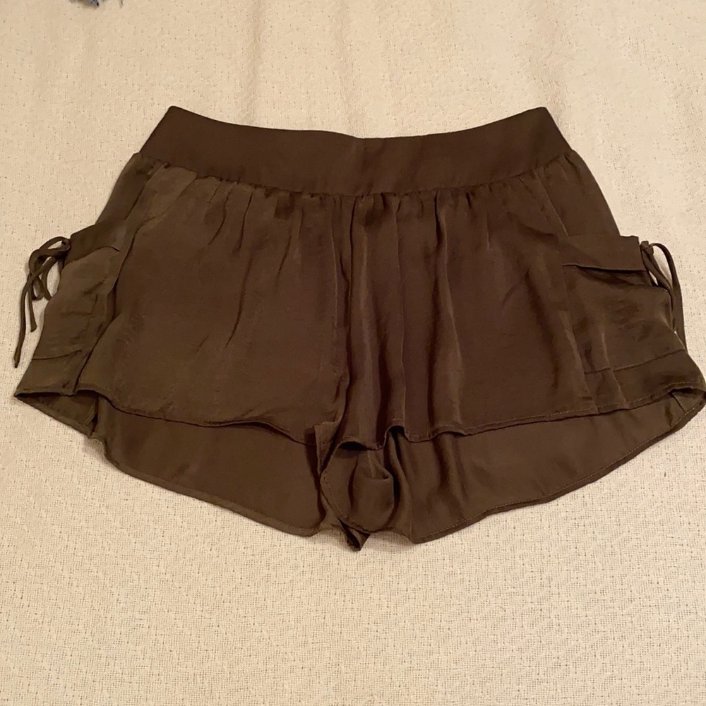 Silky & Stretchy Shorts